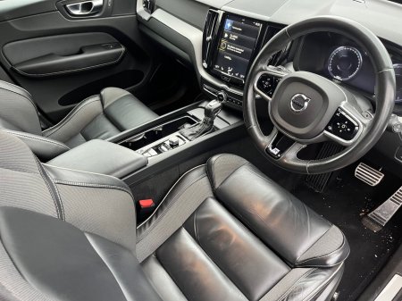 2020 Volvo XC60 - photo 4