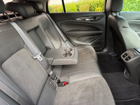 2022 Opel Insignia - photo 13