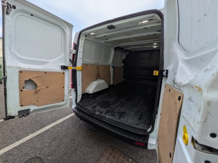 2021 Ford Transit - photo 7