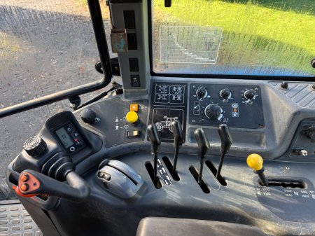2001 New Holland Tm125 - photo 16