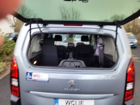 2022 Peugeot Rifter - photo 18