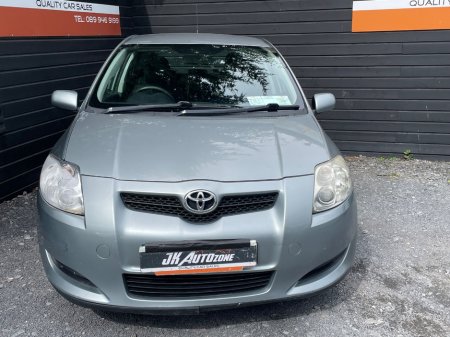 2010 Toyota Auris - photo 2
