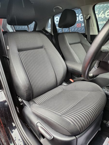 2011 Volkswagen Polo - photo 25