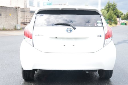 2016 Toyota Aqua - photo 11