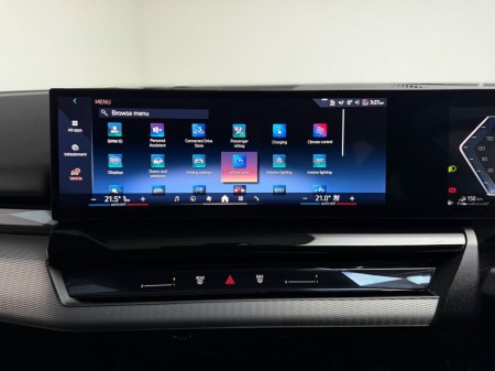 2024 BMW 5-Series - photo 21