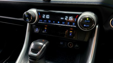2019 Toyota RAV4 - photo 32