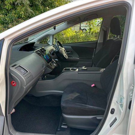 2015 Toyota Prius - photo 15