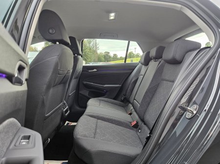 2023 Volkswagen Golf - photo 23