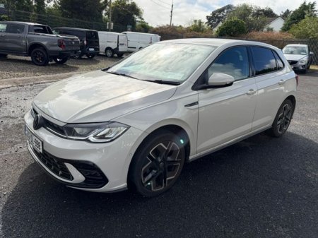 2025 Volkswagen Polo - photo 2