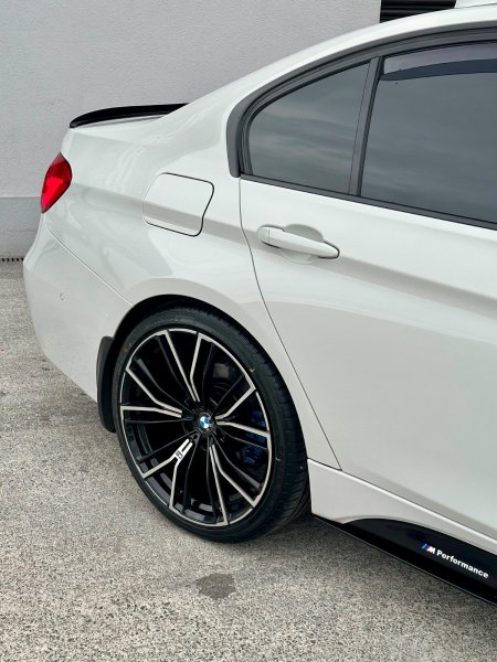 2017 BMW 3-Series - photo 15