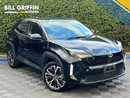 2021 Toyota Yaris Cross Z-SPEC 1.5 HYBRID AUTO // HALF LEATHER HEATED SEATS // DIGITAL CLIMATE CONTROL // DIAMOND CUT ALLOYS