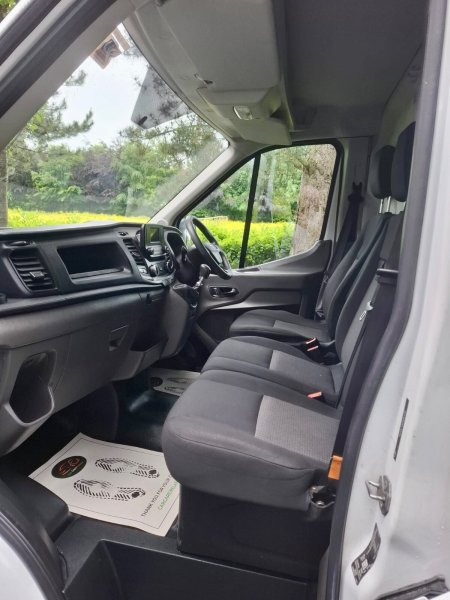 2021 Ford Transit - photo 9