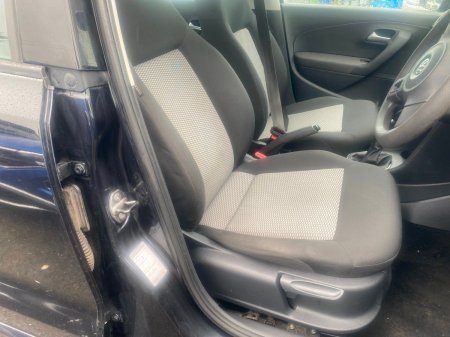 2012 Volkswagen Polo - photo 2