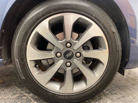 2021 Ford Fiesta - photo 5