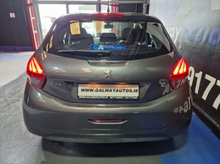 2019 Peugeot 208 - photo 8