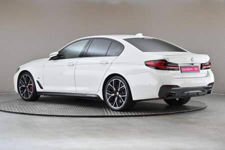2022 BMW 5-Series - photo 5