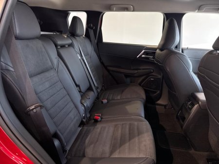 2026 Mitsubishi Outlander - photo 14