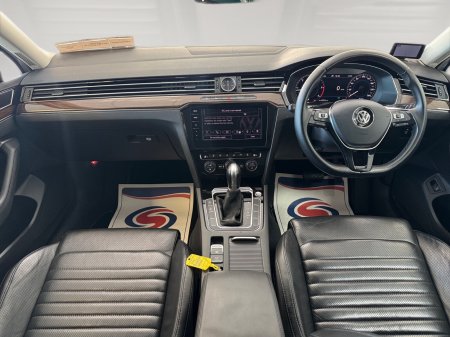 2018 Volkswagen Passat - photo 15