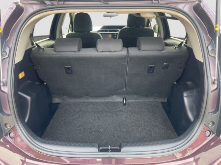 2016 Toyota Aqua - photo 19