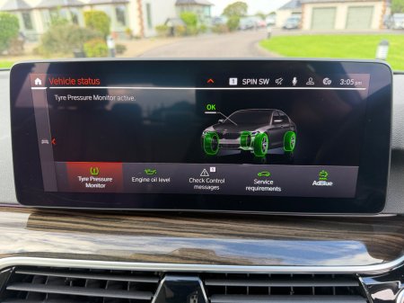 2021 BMW 5-Series - photo 19