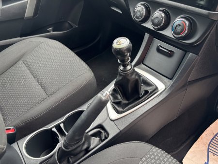 2016 Toyota Corolla - photo 18