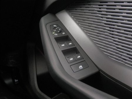 2026 BMW 1-Series - photo 21