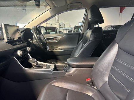 2019 Toyota RAV4 - photo 6