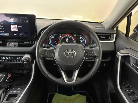 2024 Toyota RAV4 - photo 9
