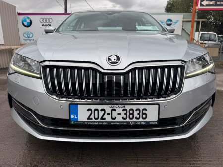 2020 Skoda Superb - photo 10