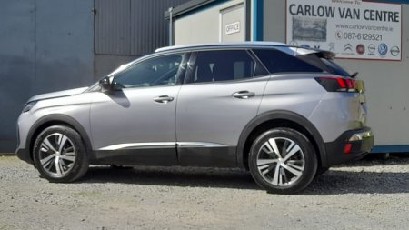 2023 Peugeot 3008 - photo 3