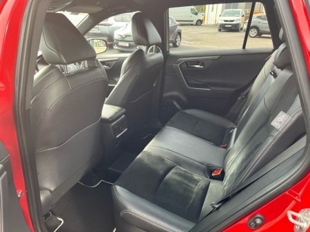 2025 Toyota RAV4 - photo 7
