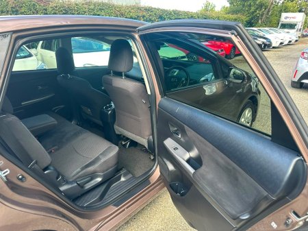 2020 Toyota Prius - photo 23