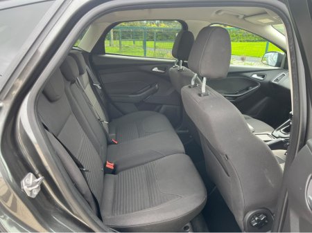 2018 Ford Focus - photo 11