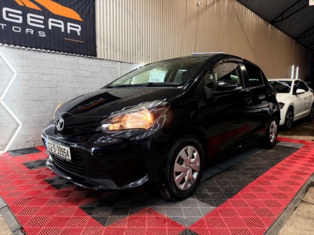 2014 Toyota Vitz - photo 3