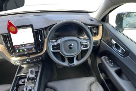 2025 Volvo XC60 - photo 11