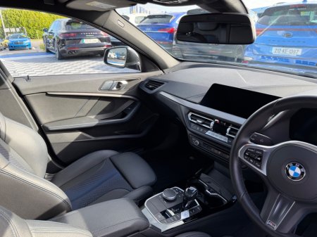 2021 BMW 1-Series - photo 22