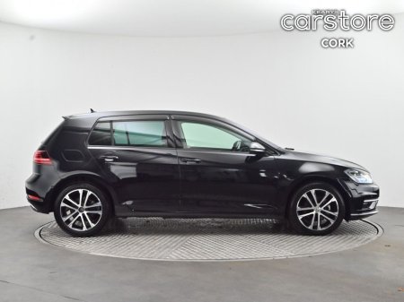 2019 Volkswagen Golf - photo 2