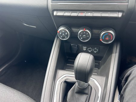 2023 Renault Clio - photo 9