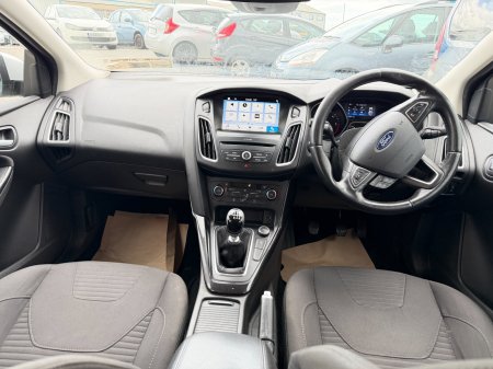2017 Ford Focus - photo 15