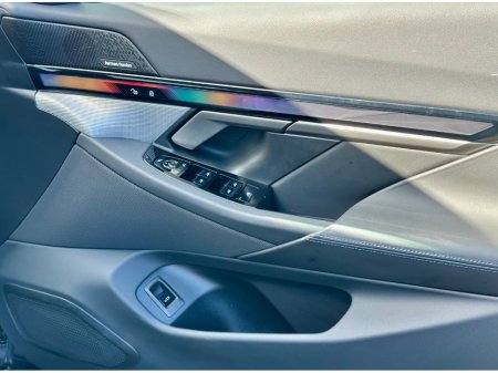 2026 BMW 5-Series - photo 12