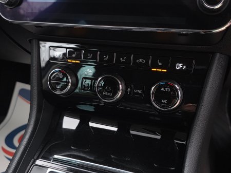 2018 Skoda Superb - photo 25