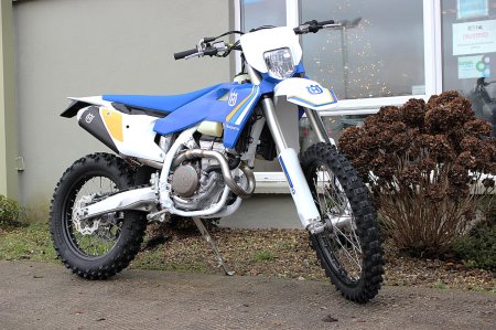 2025 HUSQVARNA Enduro - photo 2
