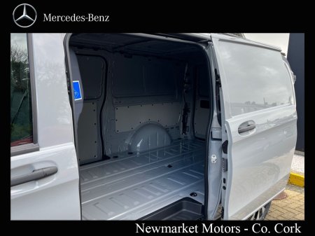 2027 Mercedes-Benz Vito - photo 14