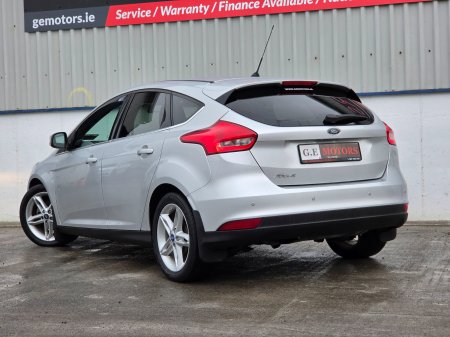 2015 Ford Focus - photo 10