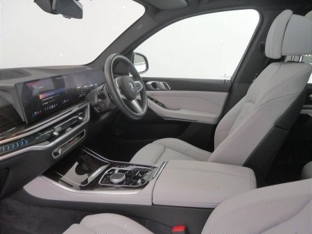 2025 BMW X5 - photo 7
