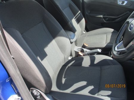 2016 Ford Fiesta - photo 13