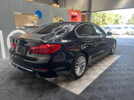 2017 BMW 5-Series - photo 3