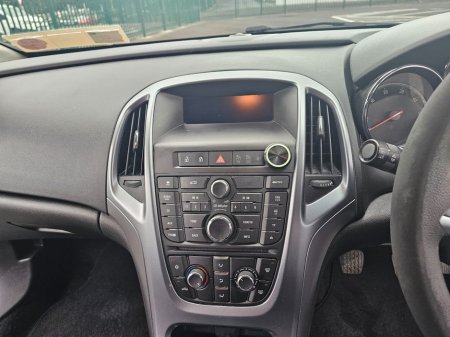2016 Opel Astra - photo 18