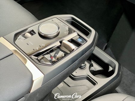 2023 BMW iX - photo 8