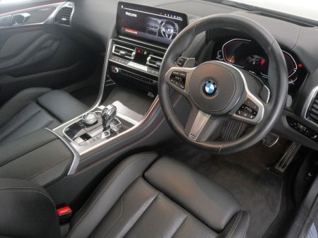 2025 BMW 8-Series - photo 6